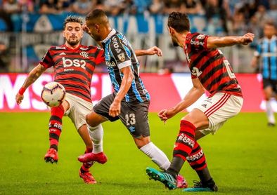 De Arrascaeta pasará por una artroscopia y es duda para el duelo en el Maracaná De Arrascaeta pasará por una artroscopia y es duda para el duelo en el Maracaná