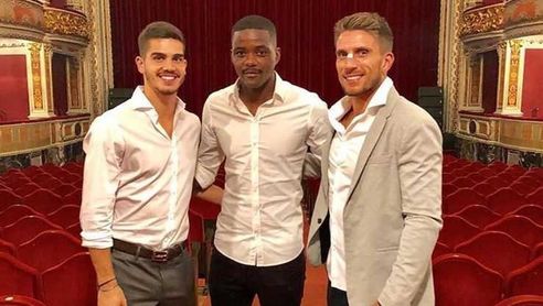 Carriço no coincidirá esta vez con Carvalho y André Silva en la selección. Carriço no coincidirá esta vez con Carvalho y André Silva en la selección.