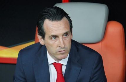Emery, sobre Özil: "Otros se merecen más estar en el equipo" Emery, sobre Özil: "Otros se merecen más estar en el equipo"