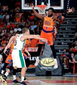 95-72. El Valencia firma un buen arranque y una clara victoria 95-72. El Valencia firma un buen arranque y una clara victoria