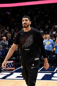Kanter denuncia un nuevo acoso de seguidores de Erdogan Kanter denuncia un nuevo acoso de seguidores de Erdogan