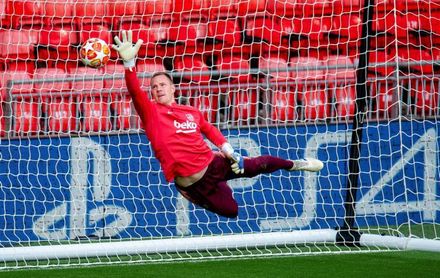 Ter Stegen: "Habría sido bonito enfrentarse a Messi... Tal vez es bueno así" Ter Stegen: "Habría sido bonito enfrentarse a Messi... Tal vez es bueno así"