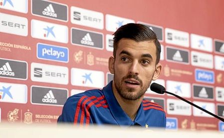Dani Ceballos en rueda de prensa Dani Ceballos en rueda de prensa