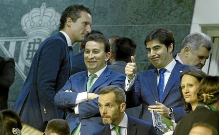 El Betis ha estado presente en una reunión de clubes en Londres. El Betis ha estado presente en una reunión de clubes en Londres.