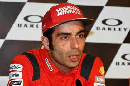Petrucci mejor que Márquez, en la última vuelta Petrucci mejor que Márquez, en la última vuelta