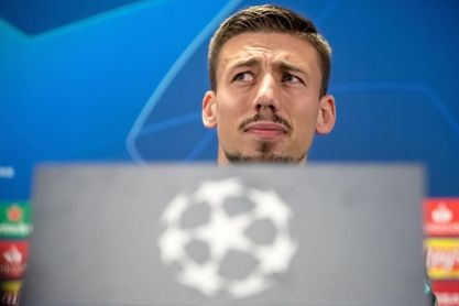 Lenglet: "¿Mi mejor momento? Tengo 24 años, puedo y quiero hacerlo mejor" Lenglet: "¿Mi mejor momento? Tengo 24 años, puedo y quiero hacerlo mejor"