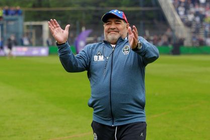 Maradona Celebra La Victoria Electoral De Alberto Fernandez En Argentina Estadio Deportivo