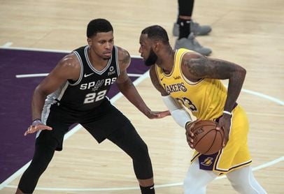 96-103. Davis y James vuelven a liderar el triunfo de los Lakers 96-103. Davis y James vuelven a liderar el triunfo de los Lakers