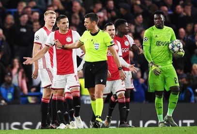 4-4. El Ajax tira de orgullo para aguantar en Stamford Bridge 4-4. El Ajax tira de orgullo para aguantar en Stamford Bridge