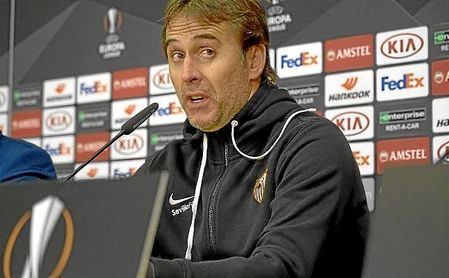 Lopetegui, durante la rueda de prensa. Lopetegui, durante la rueda de prensa.