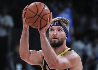 112-106. McConnell, Sabonis y Warren ponen a los Pacers encima del ,500 112-106. McConnell, Sabonis y Warren ponen a los Pacers encima del ,500