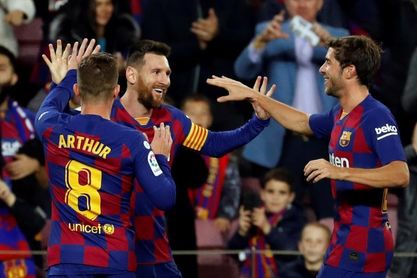 4-1. Messi decide con un triplete a balón parado 4-1. Messi decide con un triplete a balón parado