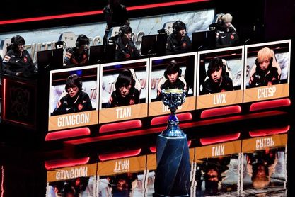 El FunPlus Phoenix chino, campeón mundial tras arrasar por 3-0 al G2 europeo El FunPlus Phoenix chino, campeón mundial tras arrasar por 3-0 al G2 europeo