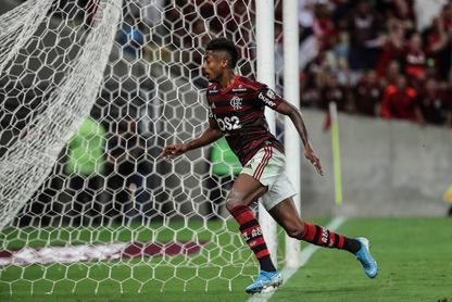 El Flamengo vence al Bahía y empieza a pedir el título en Brasil El Flamengo vence al Bahía y empieza a pedir el título en Brasil