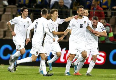 0-3. Italia suma 9 de 9 0-3. Italia suma 9 de 9