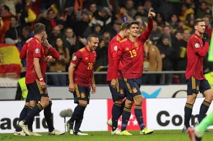 5-0. España despega hacia la Eurocopa 5-0. España despega hacia la Eurocopa