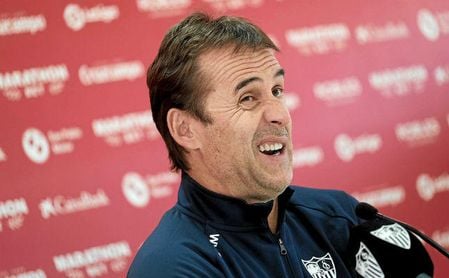 Julen Lopetegui, técnico del Sevilla, durante la rueda de prensa de este sábado. Julen Lopetegui, técnico del Sevilla, durante la rueda de prensa de este sábado.