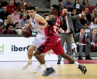 84-67. El Casademont Zaragoza arrolla al líder 84-67. El Casademont Zaragoza arrolla al líder