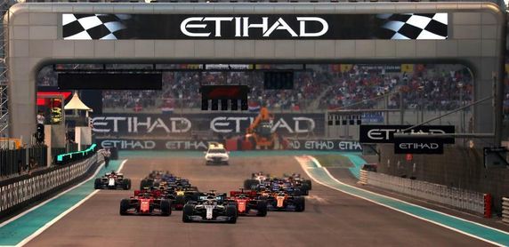 Hamilton festeja su sexto Mundial con un 'Grand Chelem' en Yas Marina Hamilton festeja su sexto Mundial con un 'Grand Chelem' en Yas Marina