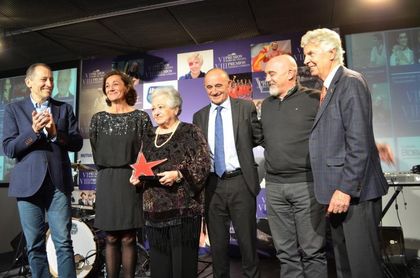 Javier Fernández, Orantes y Ona Carbonell, premiados en Ciudad de la Raqueta Javier Fernández, Orantes y Ona Carbonell, premiados en Ciudad de la Raqueta