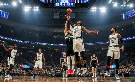 119-91. Antetokoumpo y los Bucks acumulan 14 victorias seguidas 119-91. Antetokoumpo y los Bucks acumulan 14 victorias seguidas