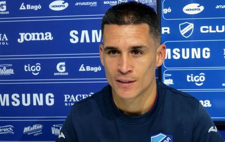 El Bolívar golea 6-0 al Blooming con un doblete del español Callejón El Bolívar golea 6-0 al Blooming con un doblete del español Callejón