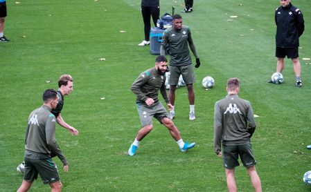 Fekir, incluido en la lista para el partido contra el Espanyol Fekir, incluido en la lista para el partido contra el Espanyol