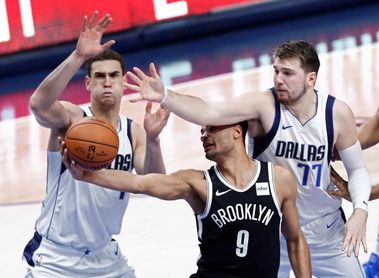 123-111. Doncic cierra una jornada completa al liderar el triunfo de Mavericks 123-111. Doncic cierra una jornada completa al liderar el triunfo de Mavericks