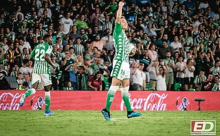 Loren celebra un gol esta temporada. Loren celebra un gol esta temporada.