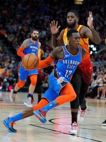 106-121. Schroder dirige a los Thunder, que amplían su racha triunfal ante los Cavaliers 106-121. Schroder dirige a los Thunder, que amplían su racha triunfal ante los Cavaliers