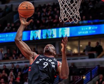 110-112. Ibaka y Davis lideran la victoria de los Raptors 110-112. Ibaka y Davis lideran la victoria de los Raptors