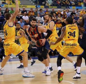 72-89. El Baskonia toma aire en Gran Canaria y deja sin milagro copero al Herbalife 72-89. El Baskonia toma aire en Gran Canaria y deja sin milagro copero al Herbalife