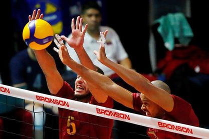 Colombia vence a Venezuela y lidera el Preolímpico a falta de una jornada Colombia vence a Venezuela y lidera el Preolímpico a falta de una jornada