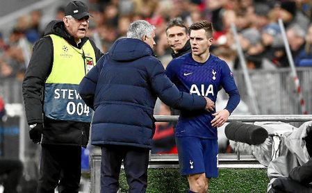 Mourinho confirma que el Tottenham ejecutará la opción de compra por Lo Celso. Mourinho confirma que el Tottenham ejecutará la opción de compra por Lo Celso.