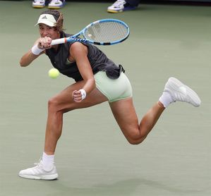 Muguruza se ejercita sin problemas tras su retirada en Hobart Muguruza se ejercita sin problemas tras su retirada en Hobart