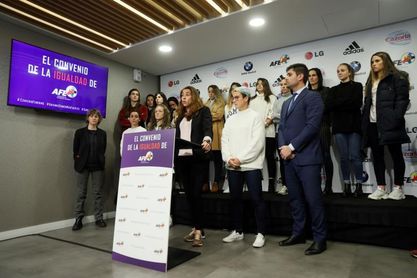 Las futbolistas de Primera división se sienten "ninguneadas" Las futbolistas de Primera división se sienten "ninguneadas"