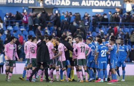 El acta se ceba con el Betis, que sufrió tres expulsiones El acta se ceba con el Betis, que sufrió tres expulsiones