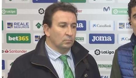 López Catalán, muy indignado con el arbitraje: "Esto ha llegado hasta aquí" López Catalán, muy indignado con el arbitraje: "Esto ha llegado hasta aquí"