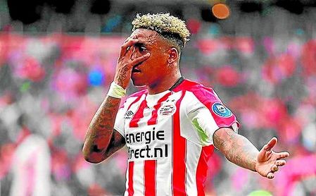 Bergwijn fue uno de los grandes objetivos de Monchi en verano. Bergwijn fue uno de los grandes objetivos de Monchi en verano.