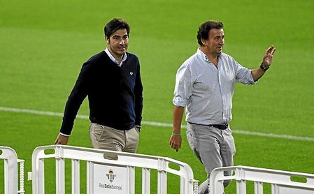 Posibles fichajes y salidas en el Betis a tres días para el cierre Posibles fichajes y salidas en el Betis a tres días para el cierre