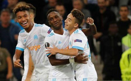 Marsella cuelga el clásico titular de "Semana clave para Maxime y Bouna Sarr" Marsella cuelga el clásico titular de "Semana clave para Maxime y Bouna Sarr"