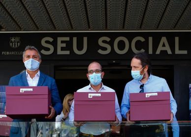 Los impulsores de la moción contra Bartomeu ya tienen las papeletas Los impulsores de la moción contra Bartomeu ya tienen las papeletas