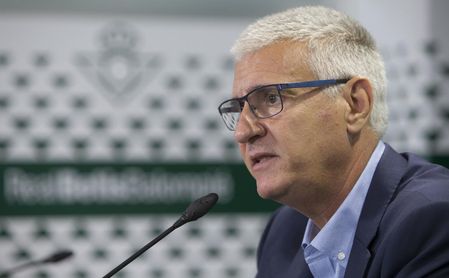 Cordón repasa el mercado: Loren, Emerson, Borja Iglesias, el lateral zurdo... Cordón repasa el mercado: Loren, Emerson, Borja Iglesias, el lateral zurdo...