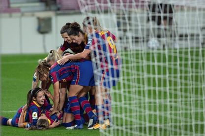 5-0. El Barça golea en el Camp Nou para continuar en lo más alto 5-0. El Barça golea en el Camp Nou para continuar en lo más alto