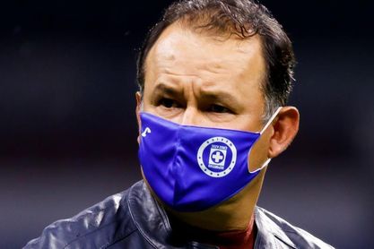 Reynoso no descarta la permanencia en Cruz Azul del ecuatoriano Bryan Angulo Reynoso no descarta la permanencia en Cruz Azul del ecuatoriano Bryan Angulo
