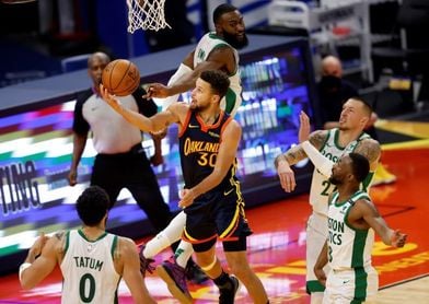 VanVleet, 54 puntos; Anthony supera a Wilkins; Jazz recuperan mejor marca NBA VanVleet, 54 puntos; Anthony supera a Wilkins; Jazz recuperan mejor marca NBA