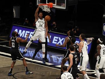 130-110. Triple-doble de Antetokounmpo no tiene respuesta de Pacers 130-110. Triple-doble de Antetokounmpo no tiene respuesta de Pacers