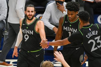 112-116. Los Timberwolves rompen su racha perdedora con una victoria ante los Raptors 112-116. Los Timberwolves rompen su racha perdedora con una victoria ante los Raptors
