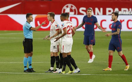 Árbitro y VAR para el Sevilla FC-Athletic. Árbitro y VAR para el Sevilla FC-Athletic.