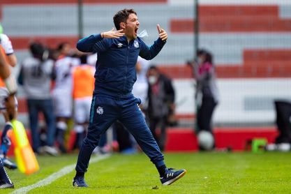 El Puebla del argentino Larcamón empata con el Santos y accede a cuartos El Puebla del argentino Larcamón empata con el Santos y accede a cuartos
